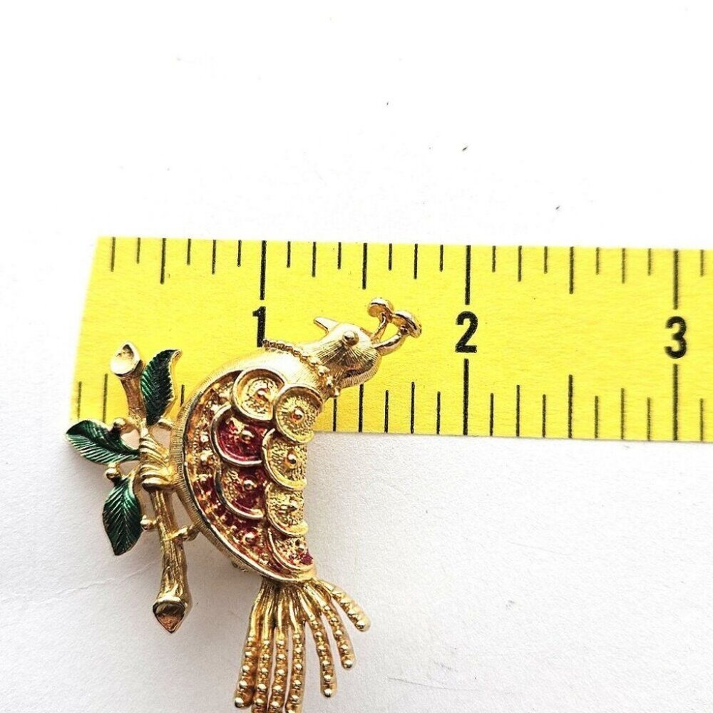 Vintage COREL Shape Brooch Red and Green enamel Gold tone Bird brooch READ - Picture 4 of 5
